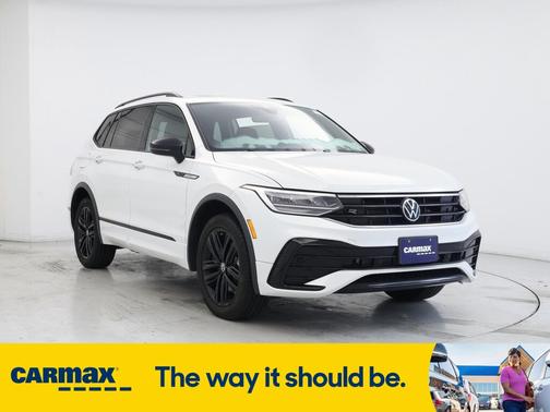 2022 Volkswagen Tiguan SE R-Line Black