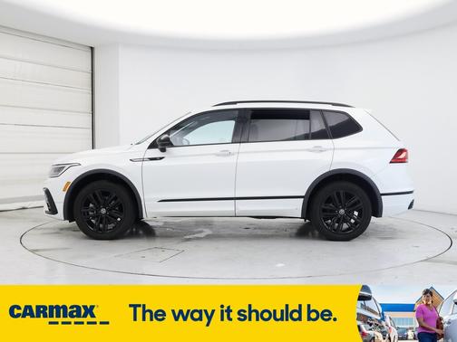 2022 Volkswagen Tiguan SE R-Line Black
