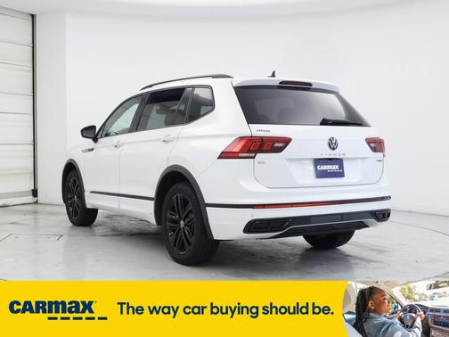 2022 Volkswagen Tiguan SE R-Line Black
