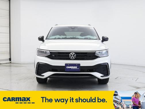 2022 Volkswagen Tiguan SE R-Line Black