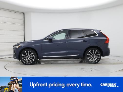 2023 Volvo XC60 B5 Ultimate Bright Theme