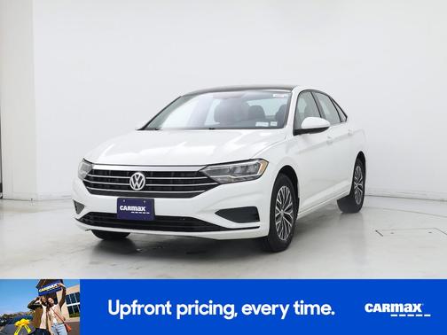 White 2019 Volkswagen Jetta SE