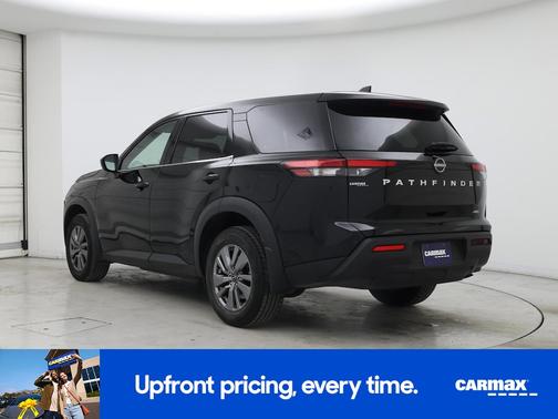 2024 Nissan Pathfinder S
