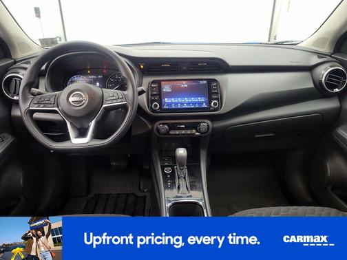 2022 Nissan Kicks SV