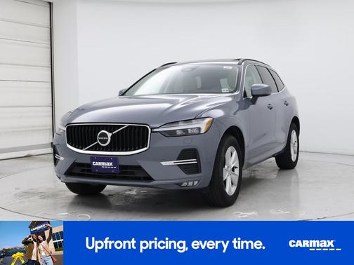 2022 Volvo XC60 B5 Momentum
