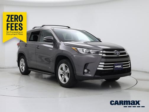 Silver 2018 Toyota Highlander Hybrid Limited