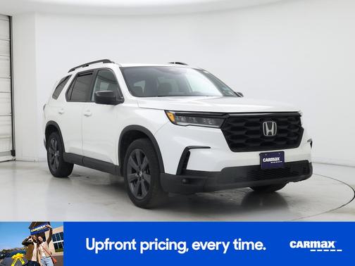 White 2023 Honda Pilot Sport