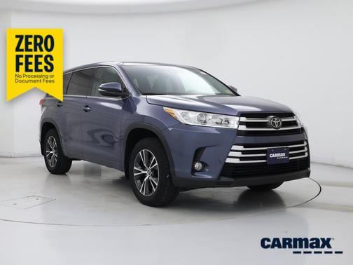 Blue 2017 Toyota Highlander LE Plus