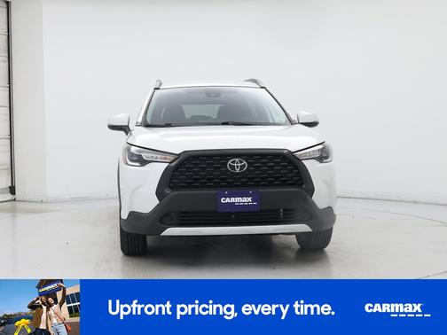 White 2022 Toyota Corolla Cross LE