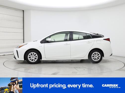 2021 Toyota Prius LE