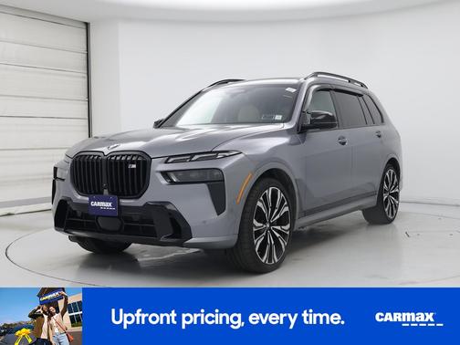 Gray 2024 BMW X7 M60