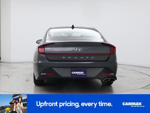 2022 Hyundai SONATA SEL