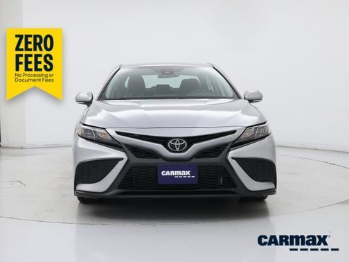 Silver 2023 Toyota Camry SE