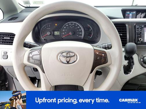 2014 Toyota Sienna LE