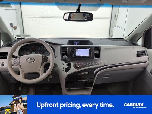 2014 Toyota Sienna LE