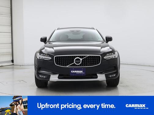Black 2018 Volvo V90 T6 Cross Country