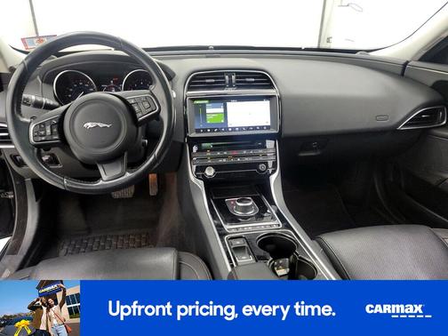 2017 Jaguar XE Prestige