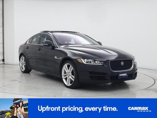 2017 Jaguar XE Prestige