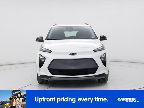 White 2023 Chevrolet Bolt EUV LT