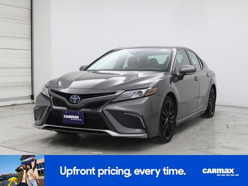 2022 Toyota Camry Hybrid XSE