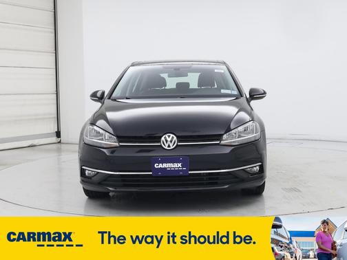 2018 Volkswagen Golf SE