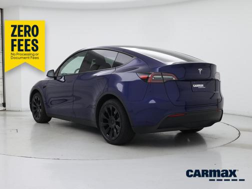 Blue 2023 Tesla Model Y Long Range