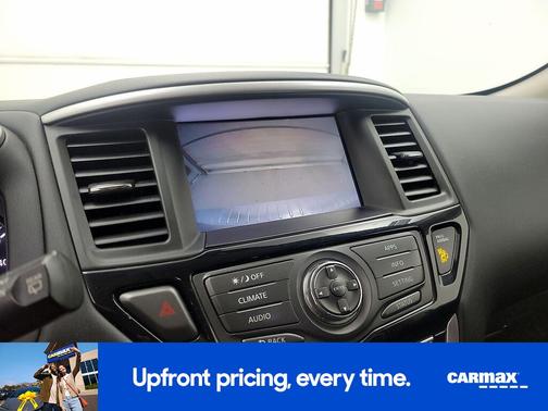 2019 Nissan Pathfinder SV