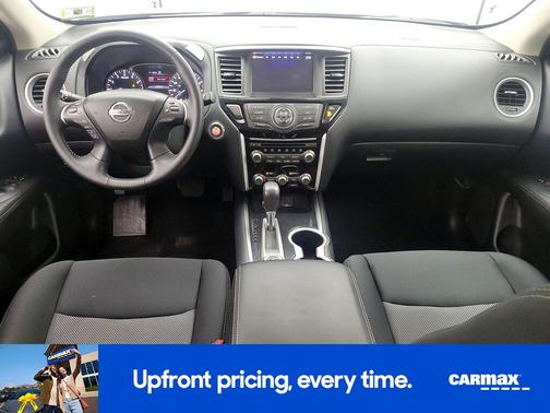 2019 Nissan Pathfinder SV