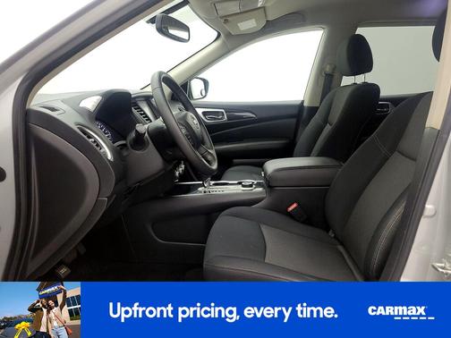 2019 Nissan Pathfinder SV