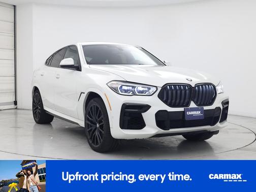 2022 BMW X6 M50i