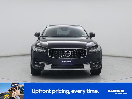 2018 Volvo V90 T6 Cross Country
