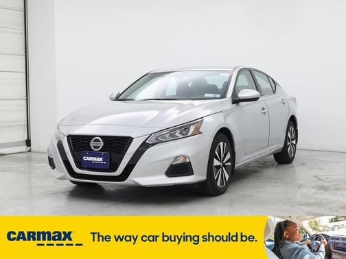 2022 Nissan Altima SV