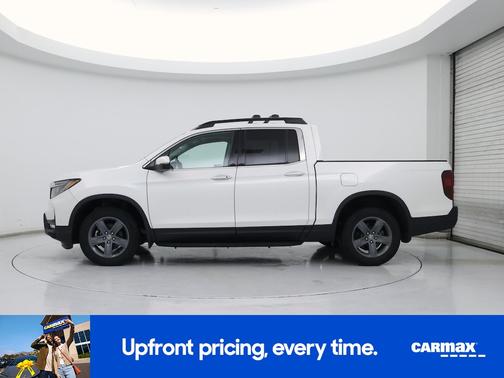 White 2022 Honda Ridgeline RTL-E
