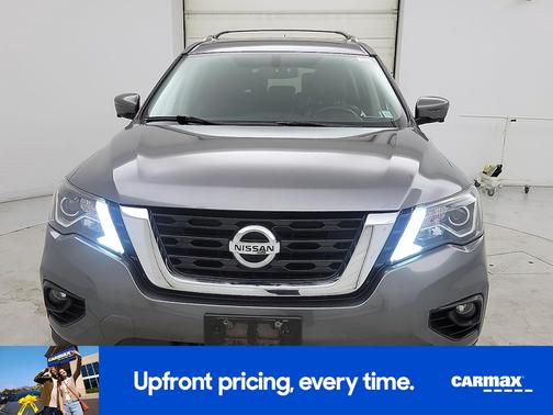 2017 Nissan Pathfinder Platinum