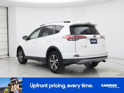White 2017 Toyota RAV4 XLE