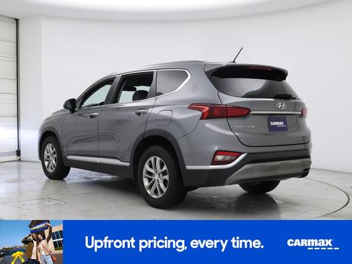 2019 Hyundai SANTA FE SE