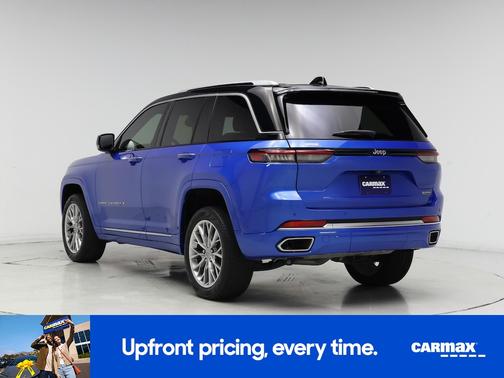 2023 Jeep Grand Cherokee Summit