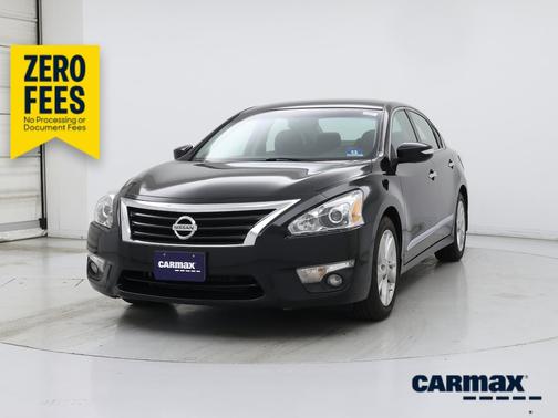 Black 2015 Nissan Altima SL