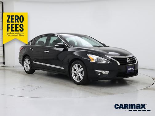 Black 2015 Nissan Altima SL