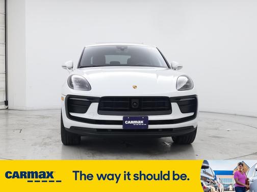 2023 Porsche Macan 