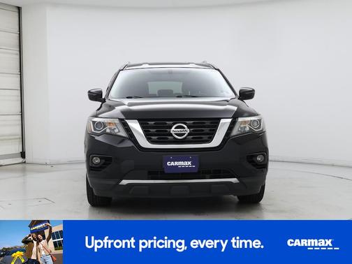 Black 2017 Nissan Pathfinder SV
