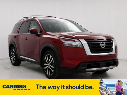 2024 Nissan Pathfinder Platinum