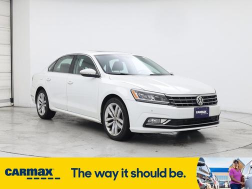 2018 Volkswagen Passat SE w/Tech