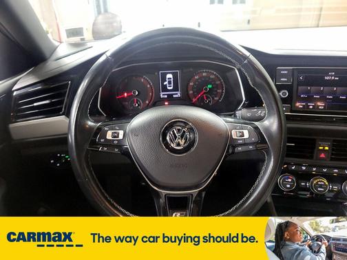 2019 Volkswagen Jetta R-Line