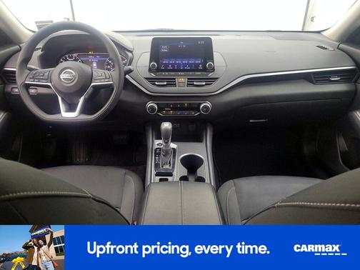 Gray 2022 Nissan Altima SV