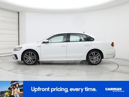 2018 Volkswagen Passat R-Line