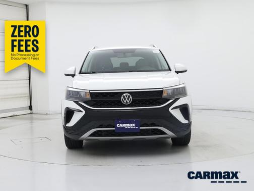White 2022 Volkswagen Taos SE