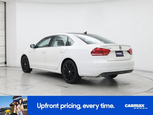 2015 Volkswagen Passat SE