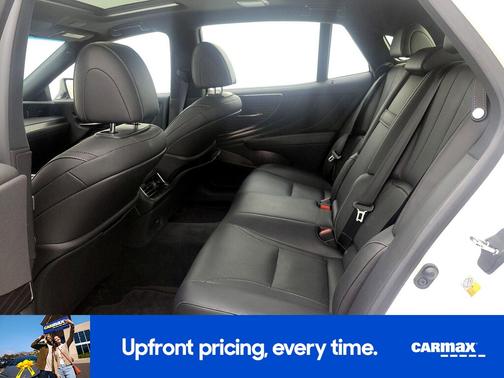 White 2019 Lexus LS 500