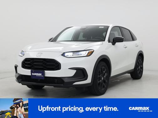 White 2024 Honda HR-V LX